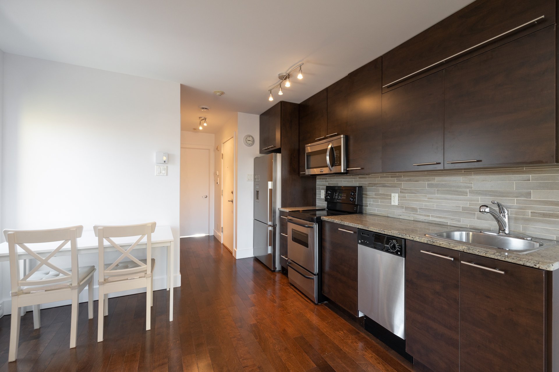 Photo - Salle à manger