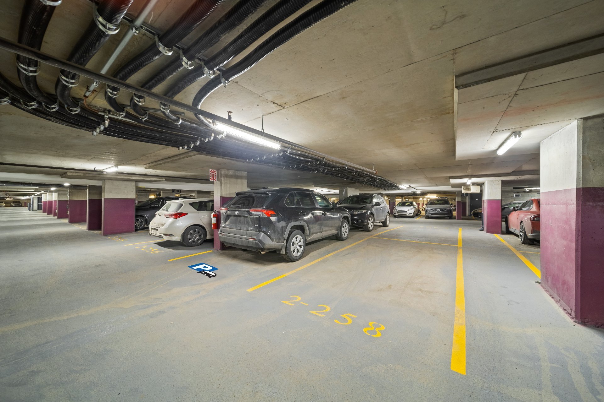 Photo - Garage
