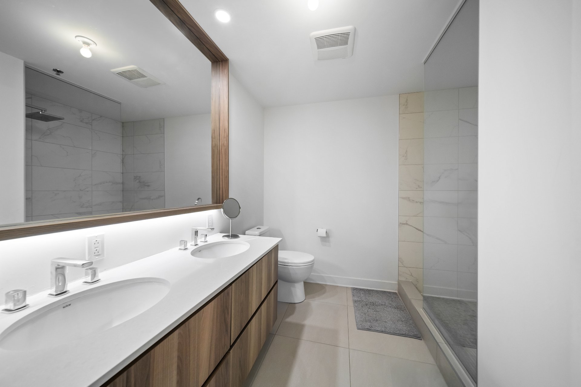 Photo - Bathroom