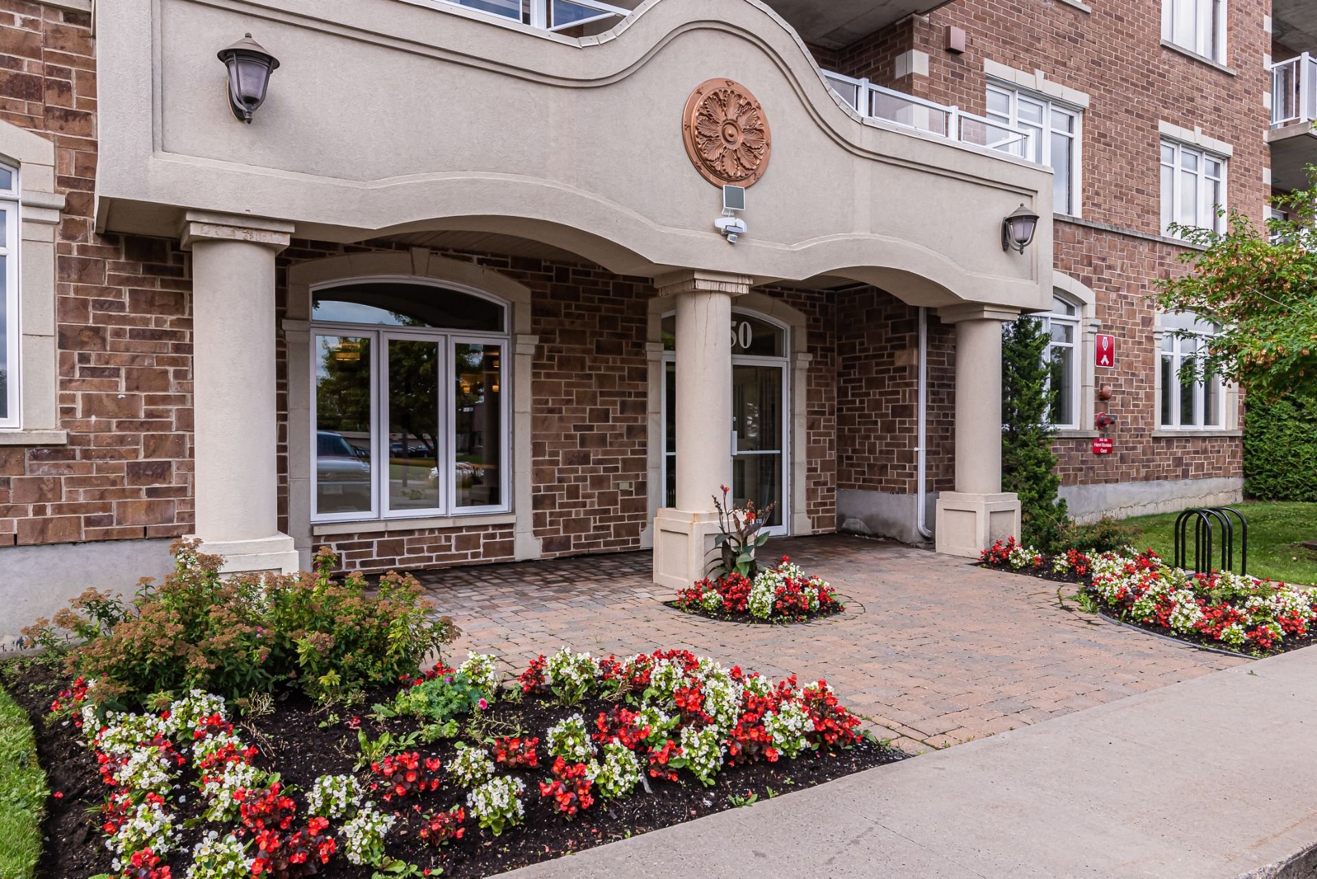 Photo - Entrée extérieure