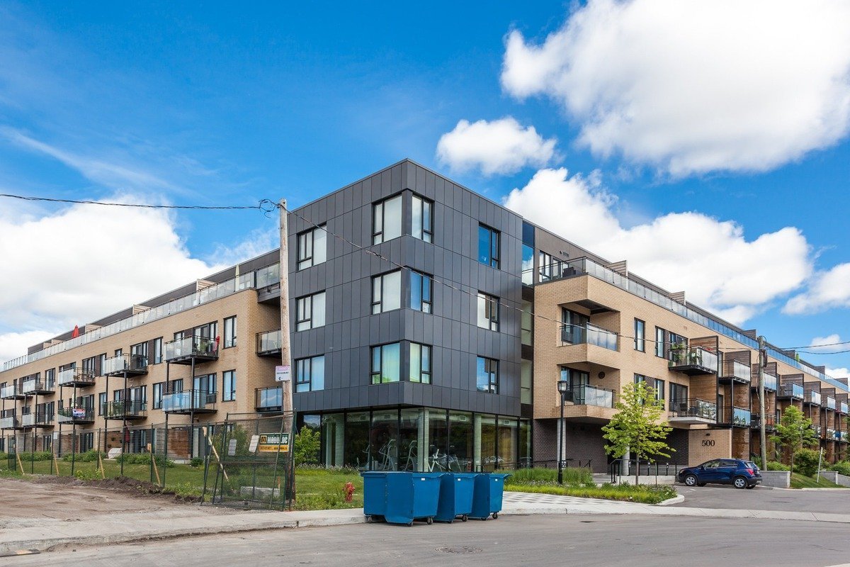 Photo - Frontage