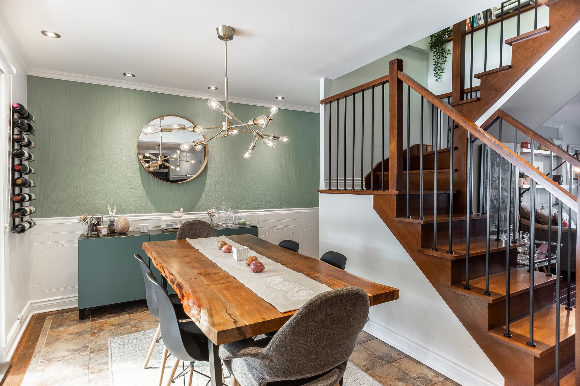Photo - Dining room