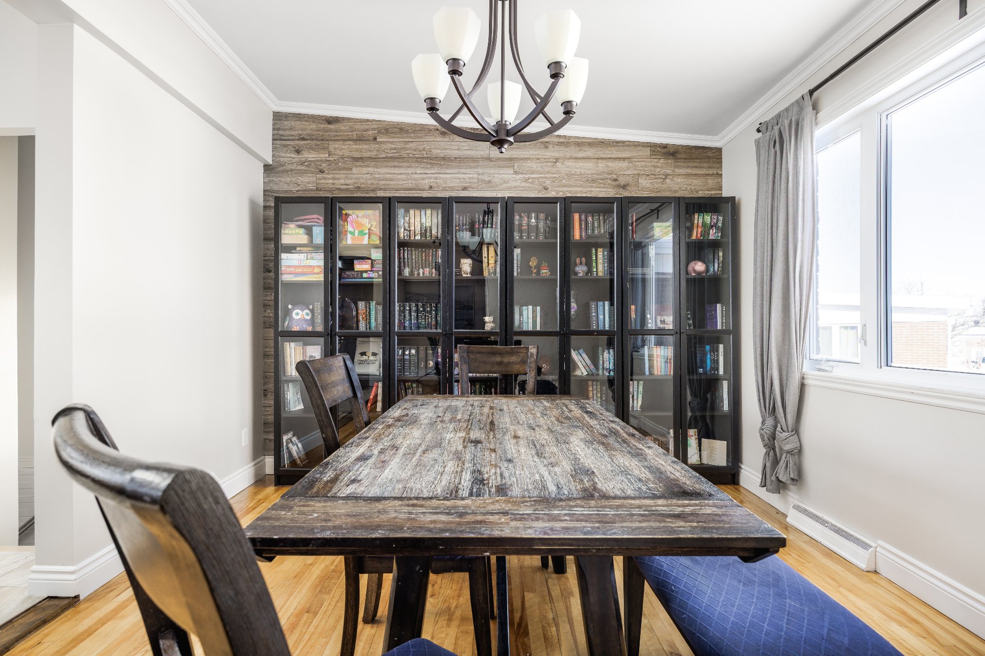 Photo - Salle à manger