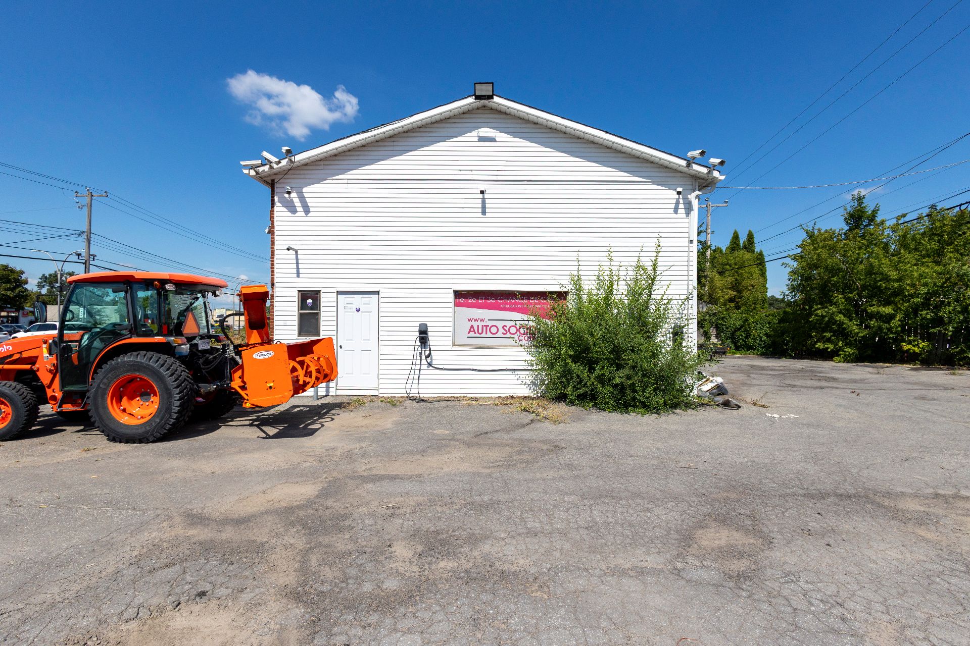 Photo - Parking