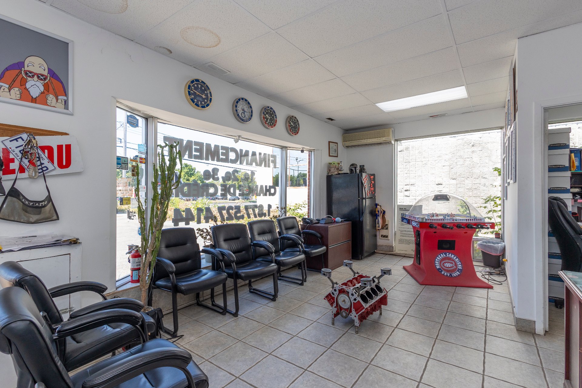 Photo - Reception Area