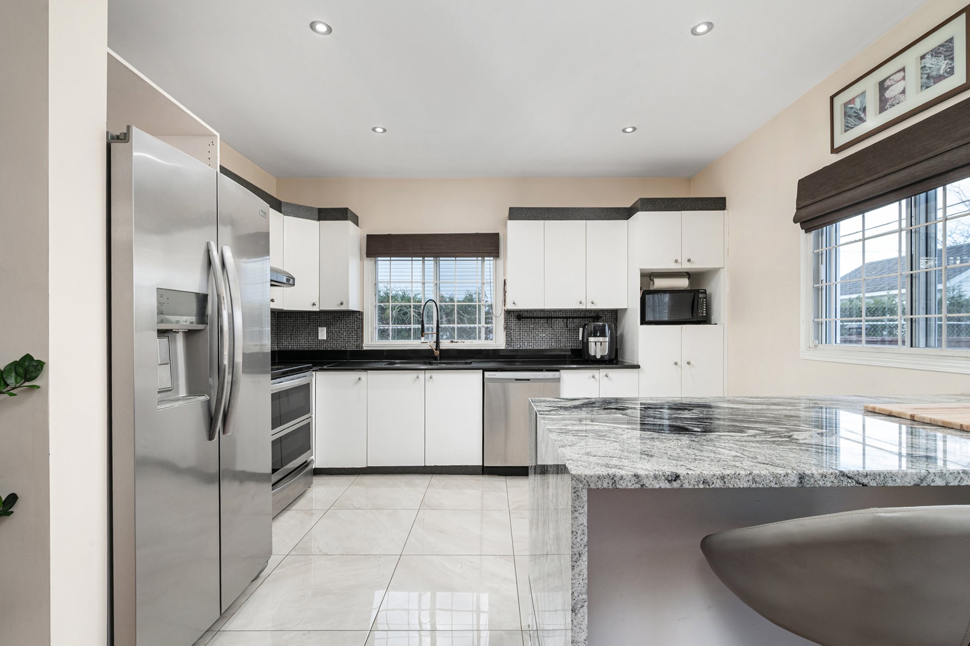 Photo - Kitchen