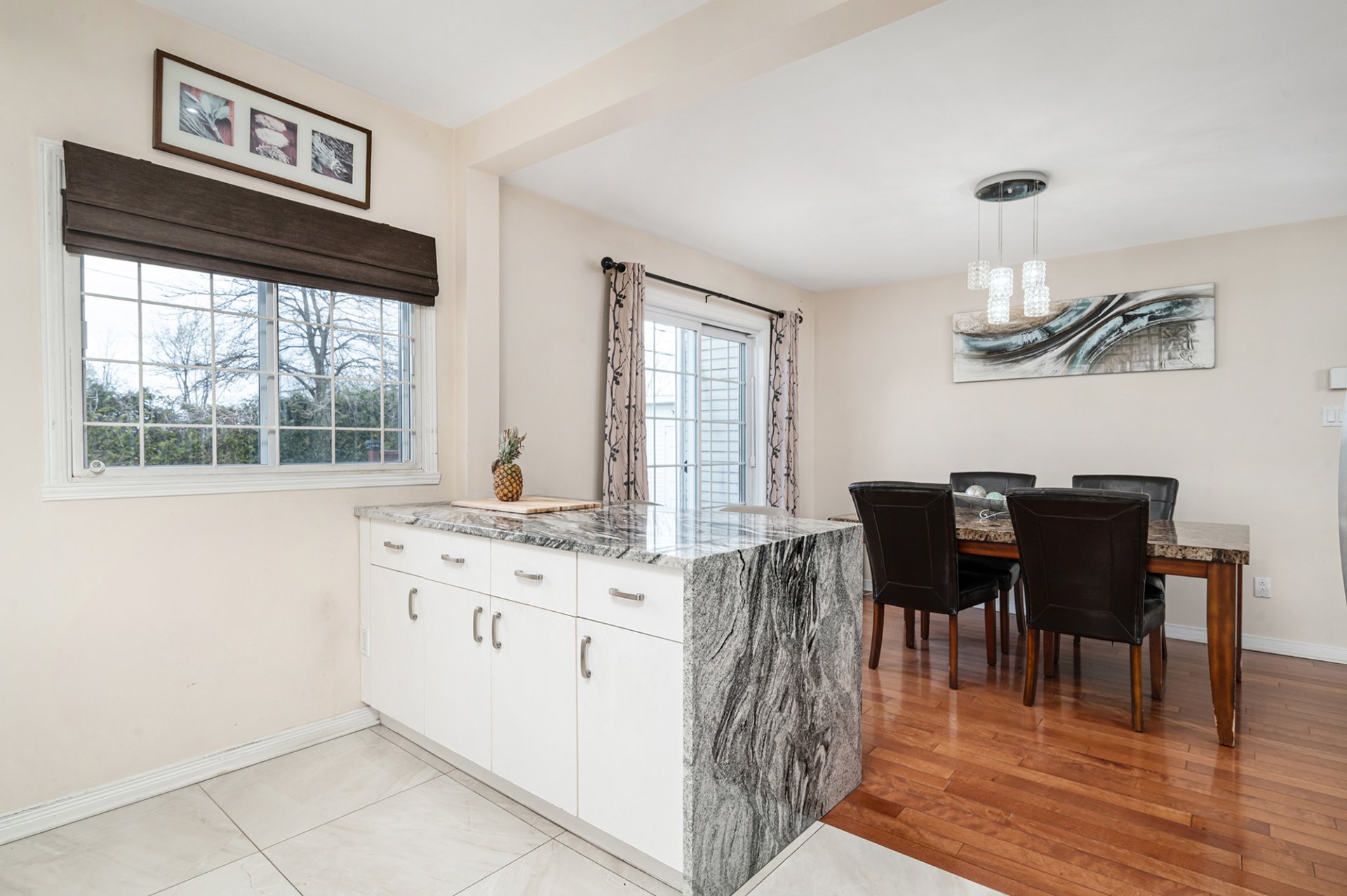 Photo - Kitchen