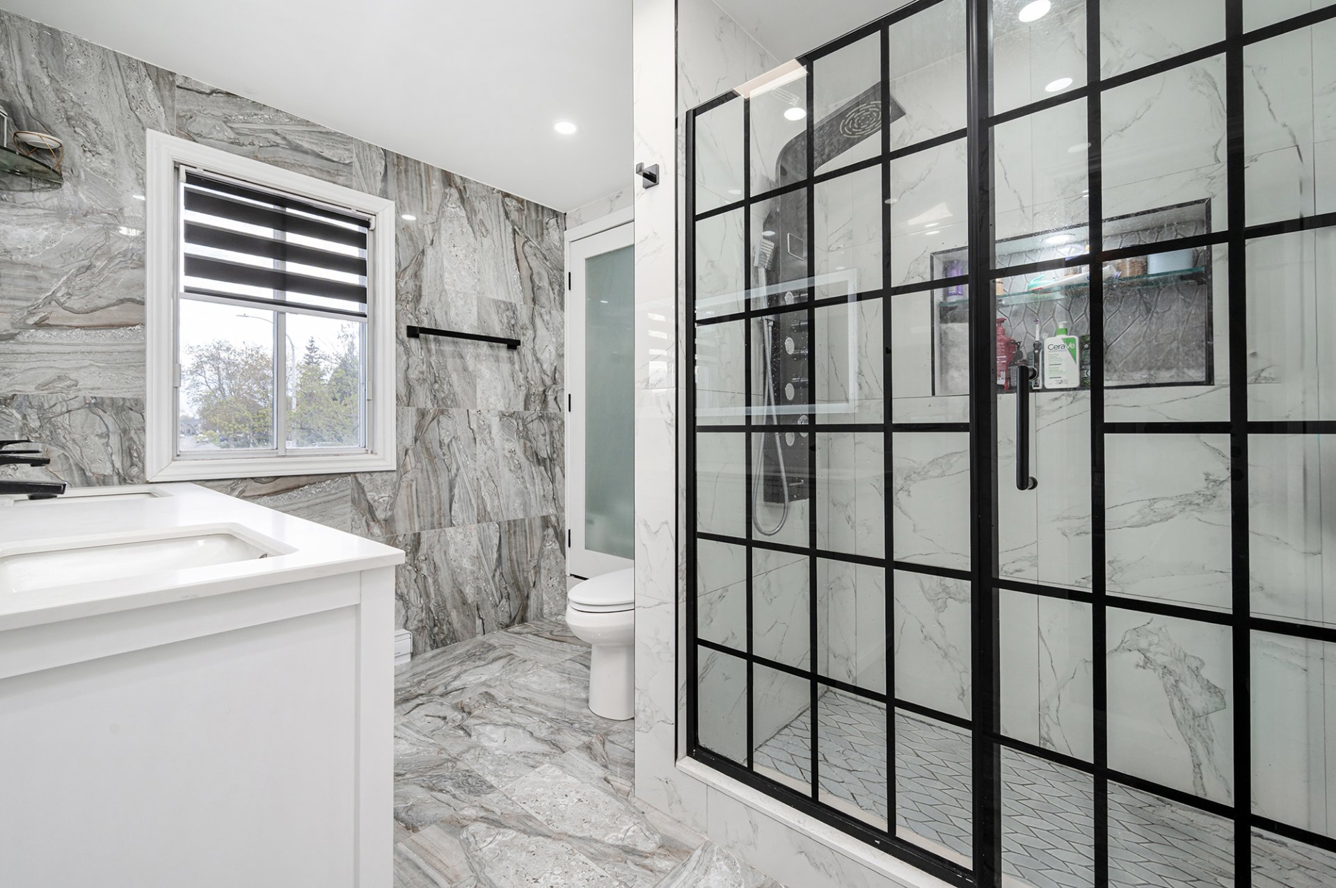 Photo - Bathroom