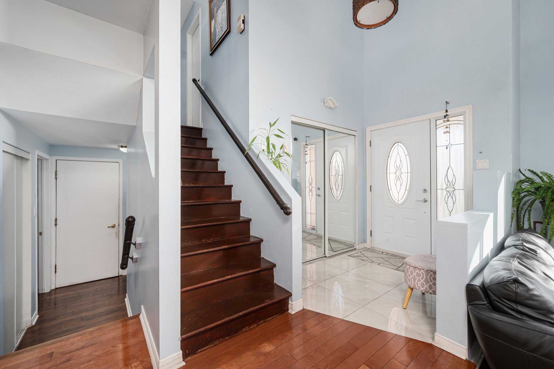 Photo - Staircase