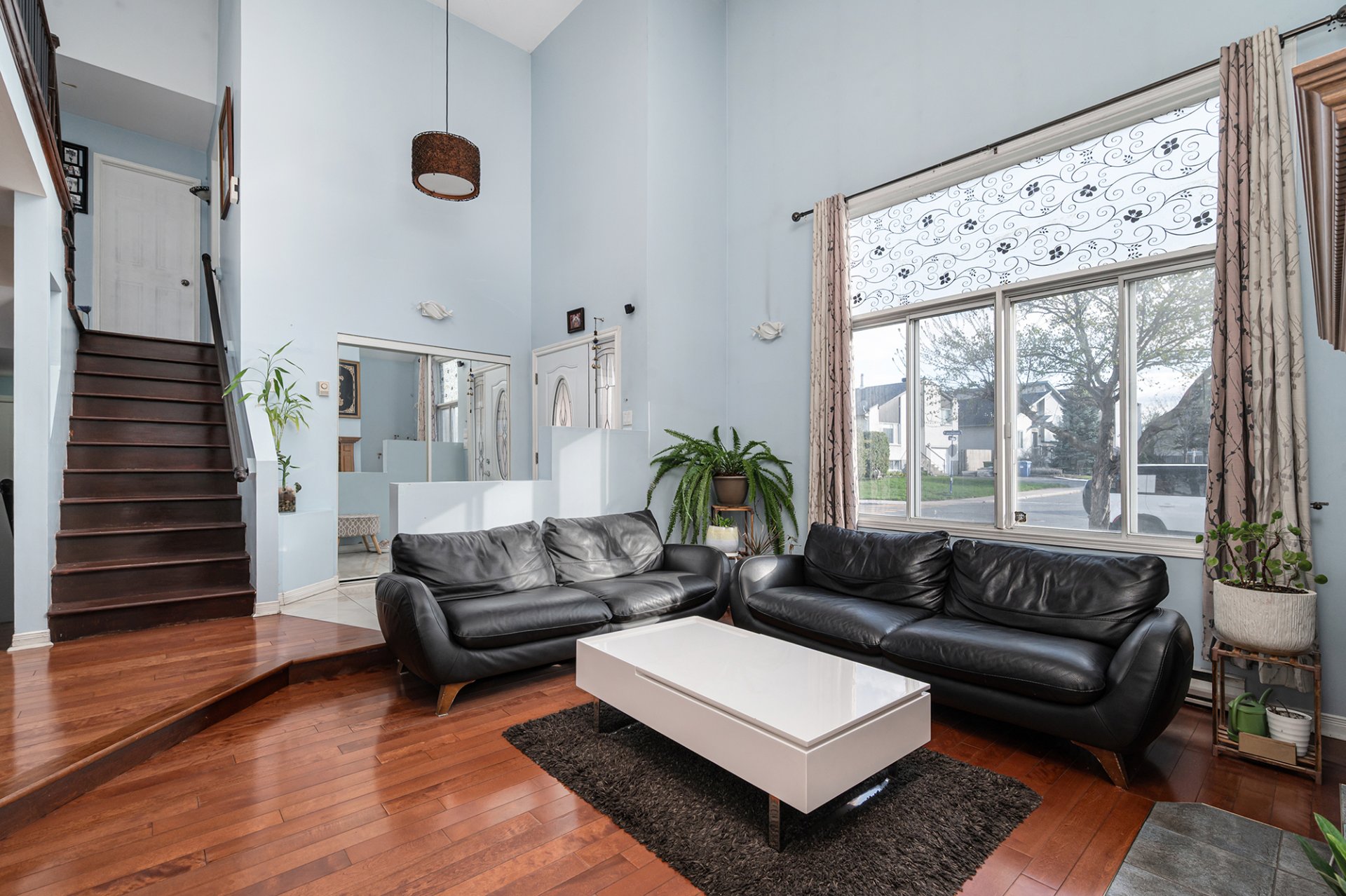 Photo - Living room