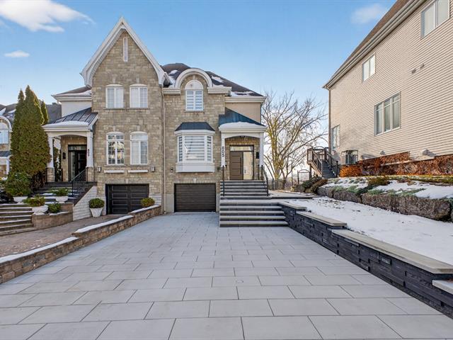 house for sale Laval (Sainte-Dorothée)