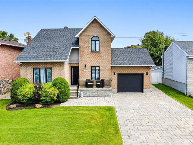 house for sale Laval (Sainte-Dorothée)