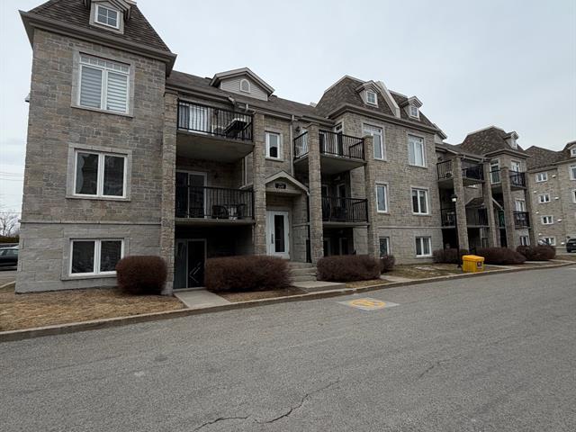 house for sale Saint-Eustache