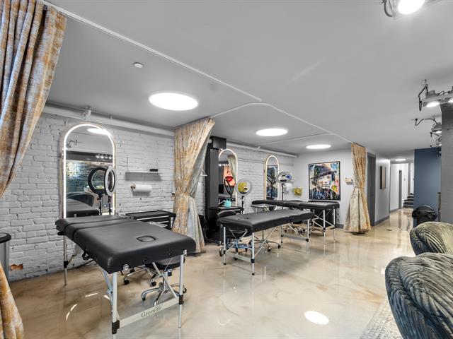 house for sale Westmount